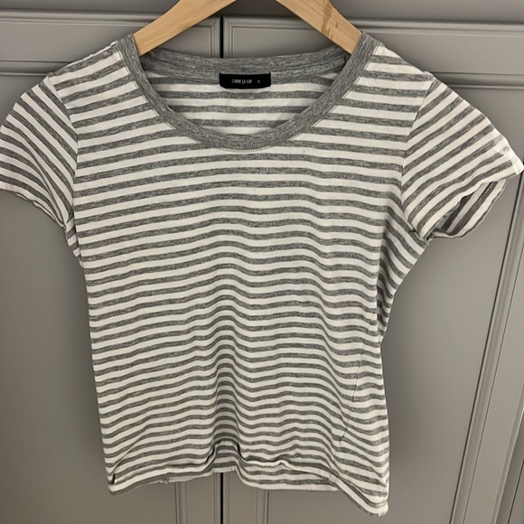 Womens grey/white striped crop top size small euc - Picture 8 of 8